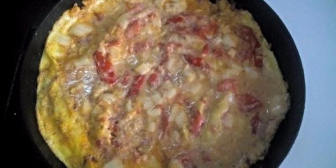 Рецепт омлета с помидорами и сельдереем
