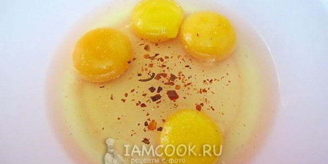 Рецепт омлета в мешочке с молоком