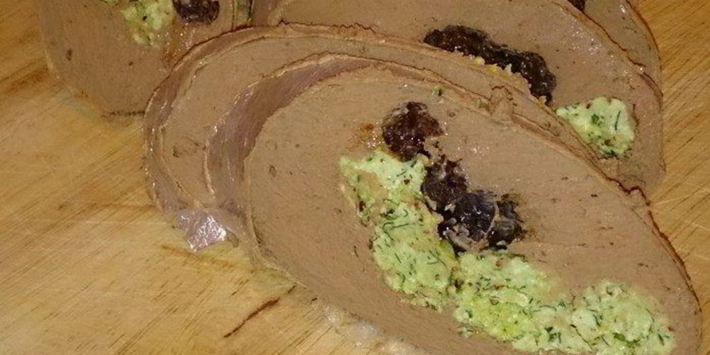 Как приготовить фаршированный паштет из куриной печени