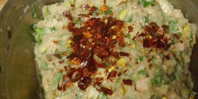 Рецепт куриного паштета с фисташками, запеченный в тесте