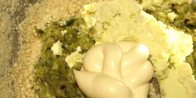 Рецепт паштета из лука-порея, яиц и орехов кешью