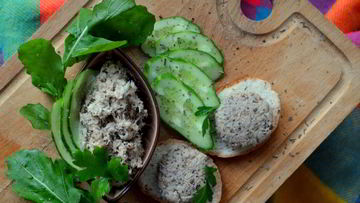 Рецепт Паштета из запеченного хека с грецкими орехами