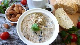 Рецепт Паштета из запеченной скумбрии с чесноком