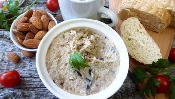 Рецепт Паштета из запеченной скумбрии с чесноком