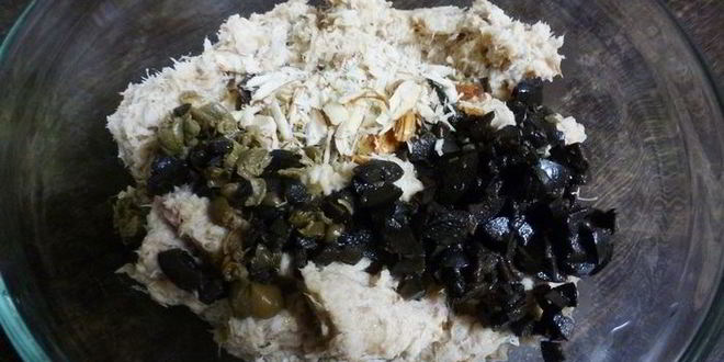 Рецепт паштета из запеченной скумбрии с чесноком