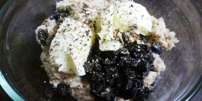 Рецепт паштета из запеченной скумбрии с чесноком