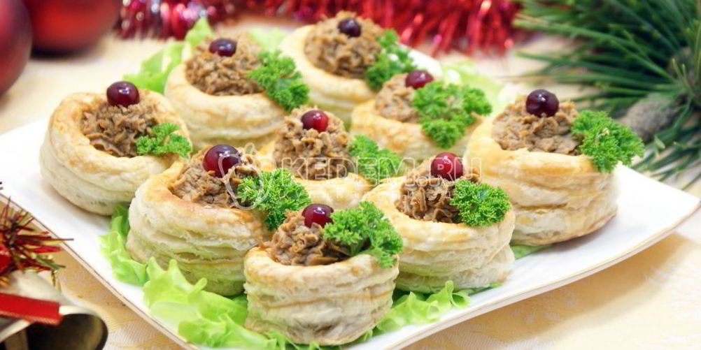 Как приготовить праздничный паштет в волованах