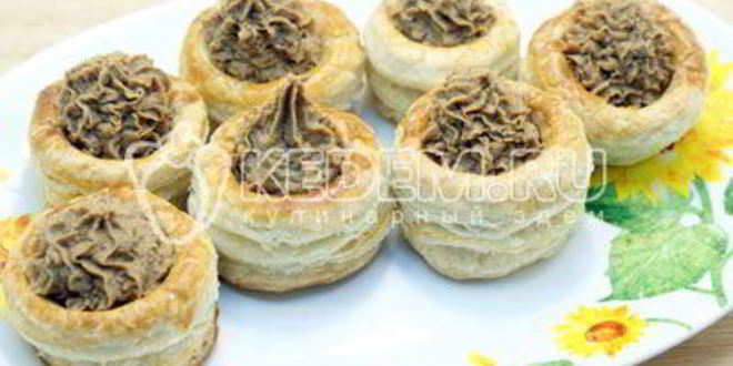 Рецепт праздничного паштета в волованах