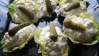 Рецепт Яичного паштета с корнишонами