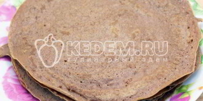 Рецепт блинного торта с печенью