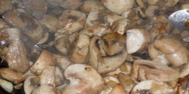 Рецепт печеночного торта с грибами