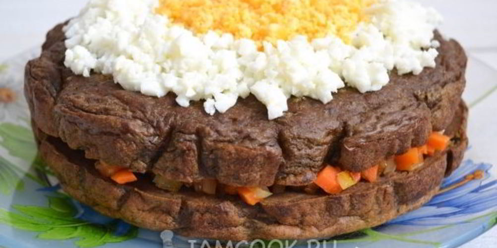 Как приготовить печеночный торт в мультиварке