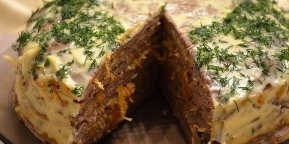 Как приготовить торт из куриной печени с морковью