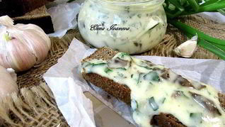 Рецепт Плавленного сыра с грибами и зеленью