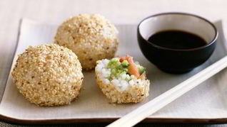 Рецепт Рисовых шариков с начинкой Японские рафаэлло