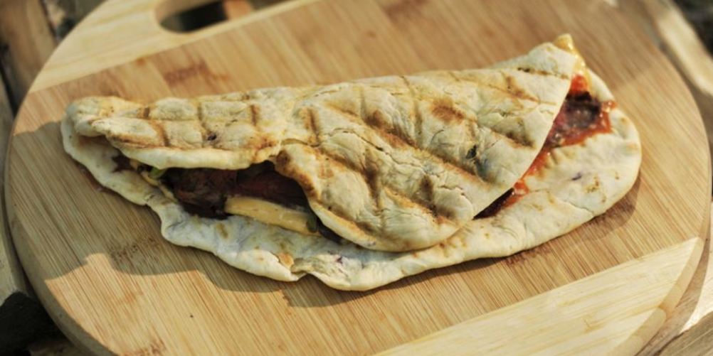 Как приготовить ролл с пастромой