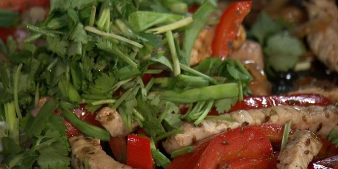 Рецепт ролла со свининой