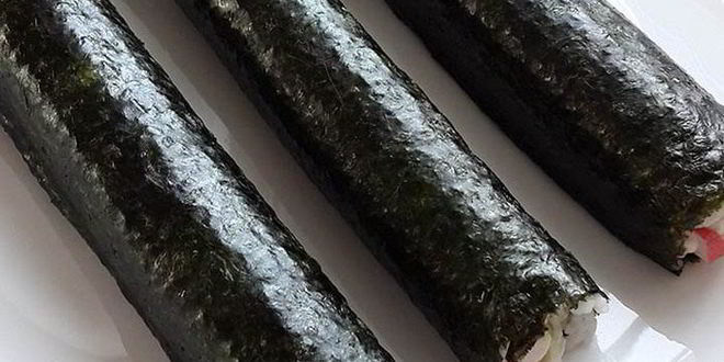 Рецепт роллов с крабовым мясом и семгой