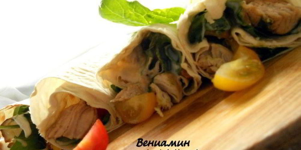 Как приготовить роллы с куриным филе, помидорами и шпинатом