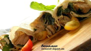 Рецепт Роллов с куриным филе, помидорами и шпинатом