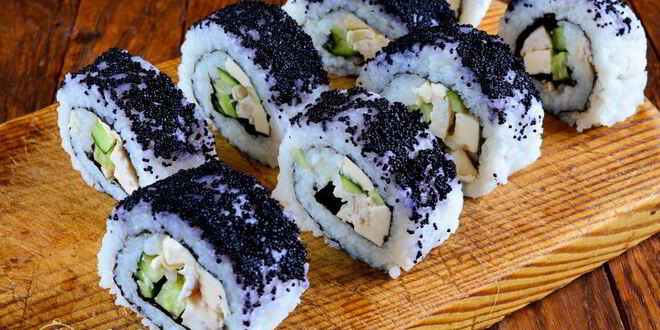 Рецепт роллов с огурцом, курицей и тофу