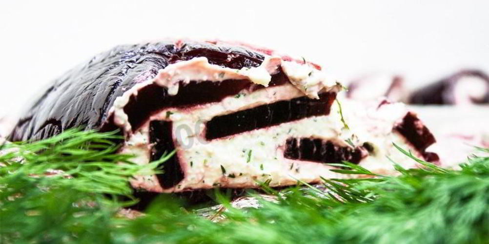 Как приготовить свекольный ролл с творогом