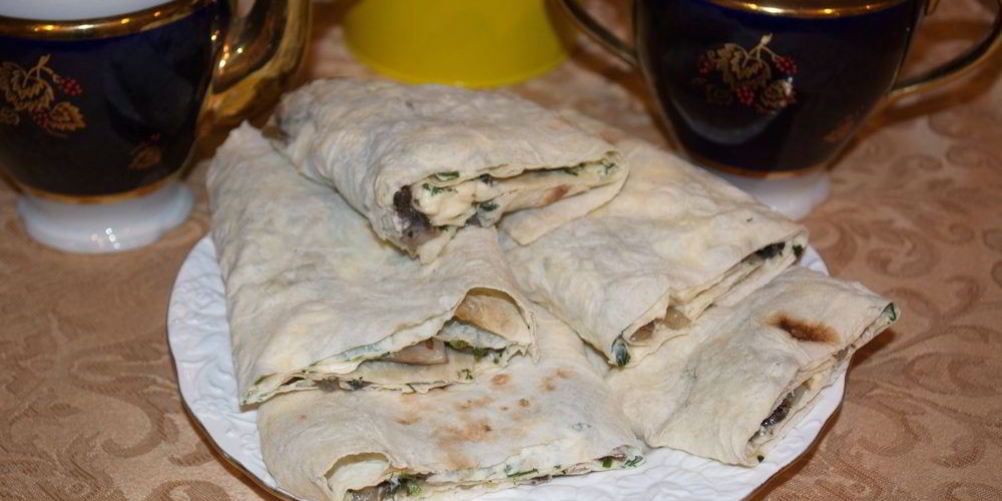 Как приготовить грибной рулет из лаваша