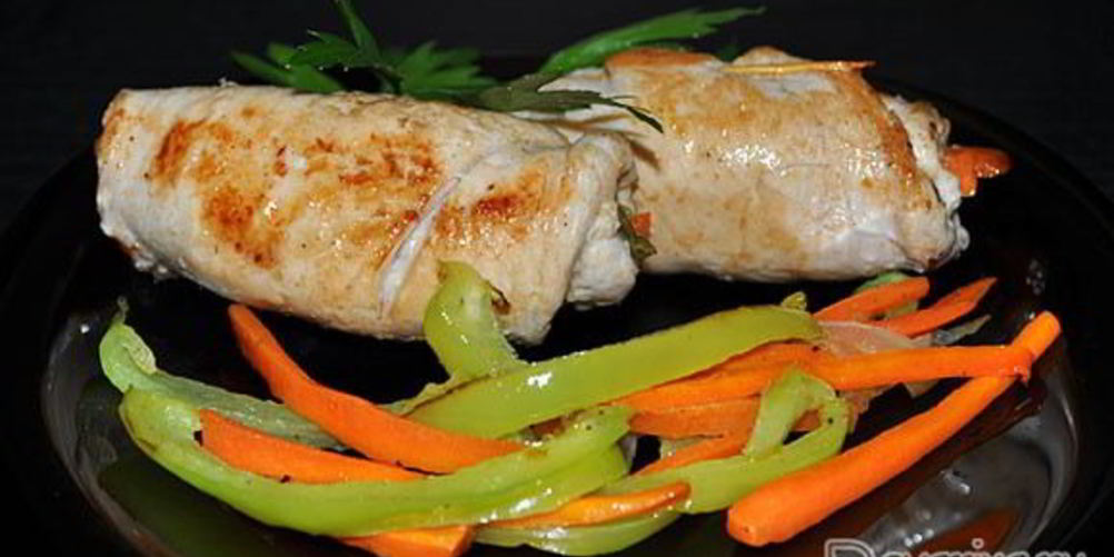 Как приготовить куриные рулетики с овощами