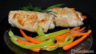 Рецепт Куриных рулетиков с овощами