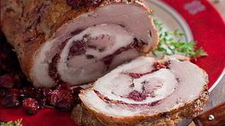 Рецепт Мясного рулета с бренди и клюквой