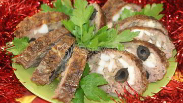 Рецепт Мясного рулета с грибами