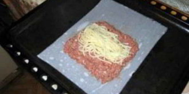 Рецепт мясного рулета с макаронами