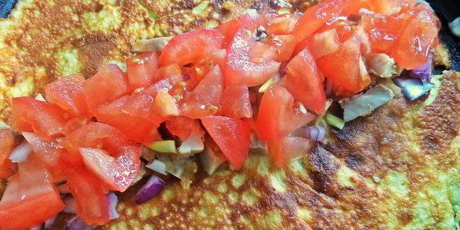 Рецепт омлетного рулета с начинкой