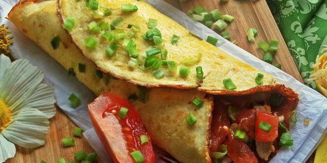 Рецепт омлетного рулета с начинкой