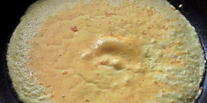 Рецепт омлетного рулета с начинкой