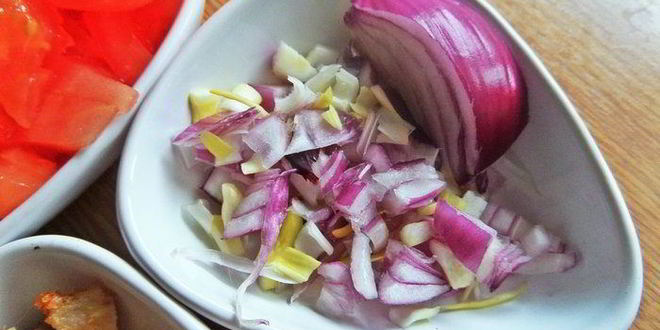 Рецепт омлетного рулета с начинкой