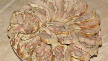 Рецепт Рулета из фаршированной курицы