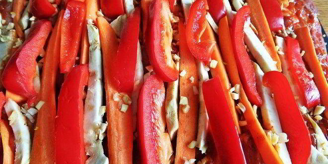 Рецепт рулета из говядины с овощами в мультиварке