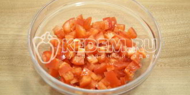 Рецепт рулета из лаваша с помидорами сыром