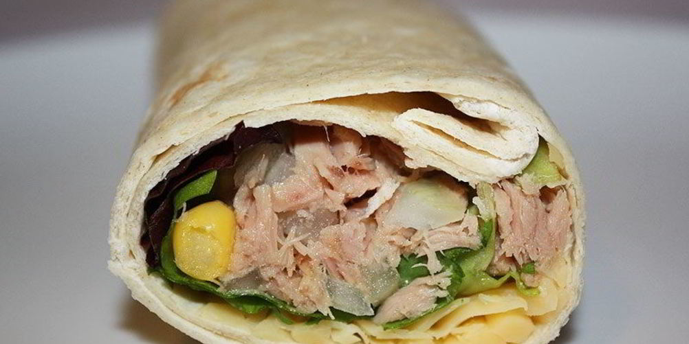 Как приготовить рулет из лаваша с тунцом