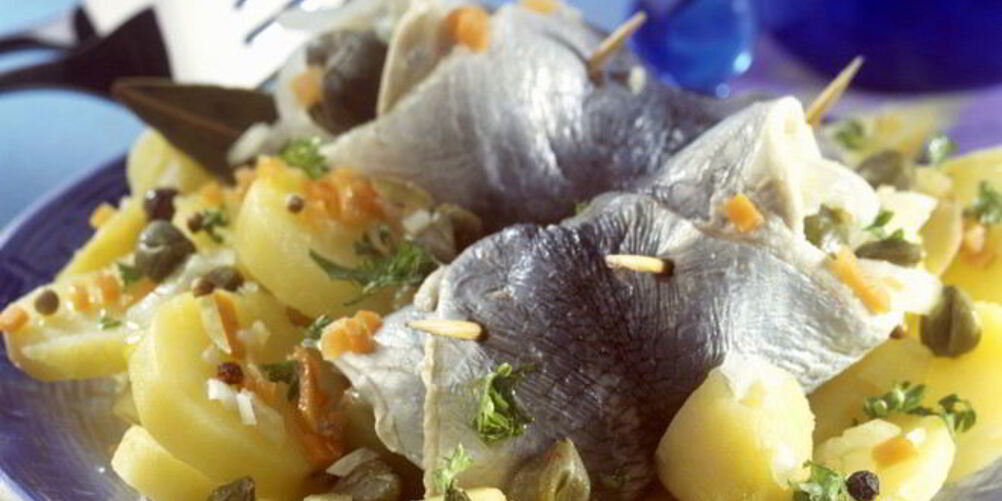 Как приготовить рулет из селедки