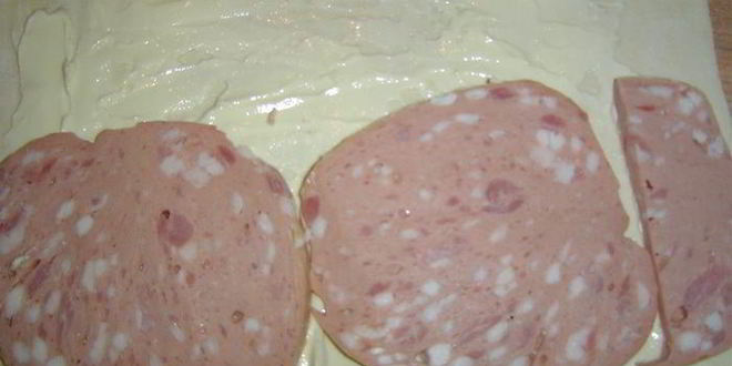 Рецепт рулета из слоеного теста на тему я тебя слепила из того, что было