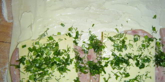 Рецепт рулета из слоеного теста на тему я тебя слепила из того, что было