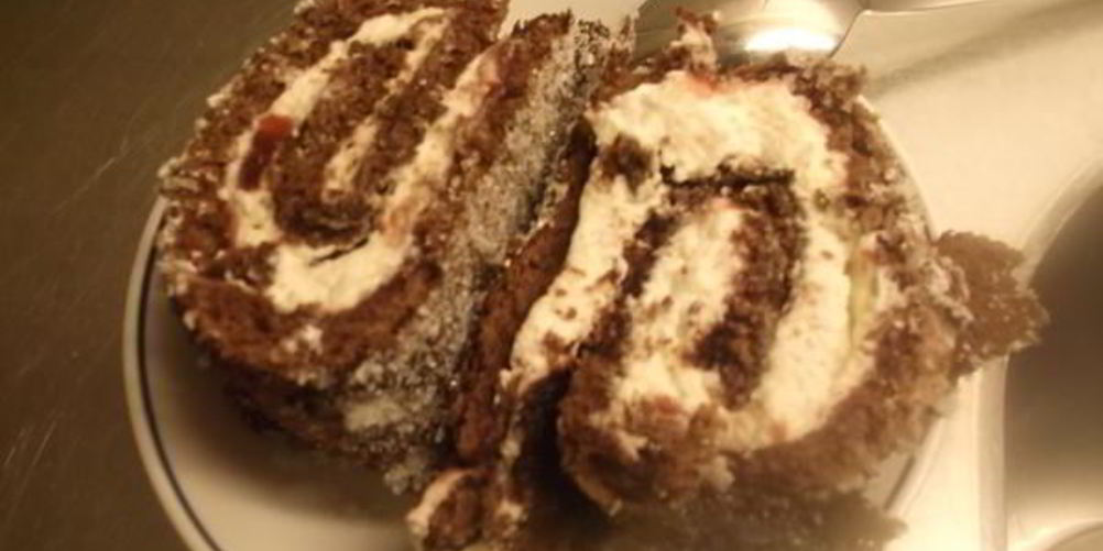 Как приготовить рулет мечта