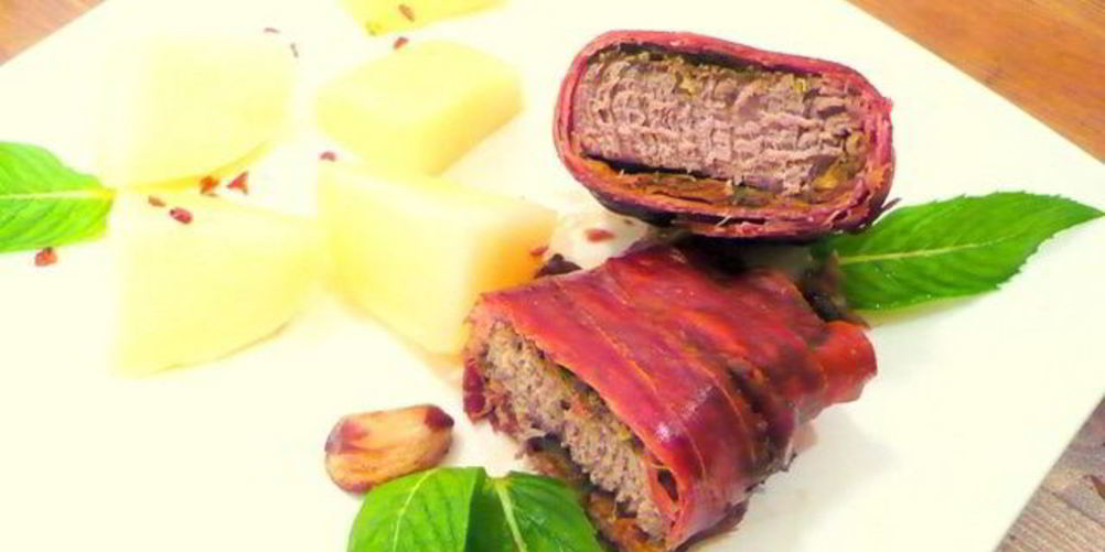 Как приготовить рулет с ветчиной и розмарином