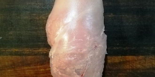 Рецепт рулетиков из куриного филе с начинкой из творожного сыра