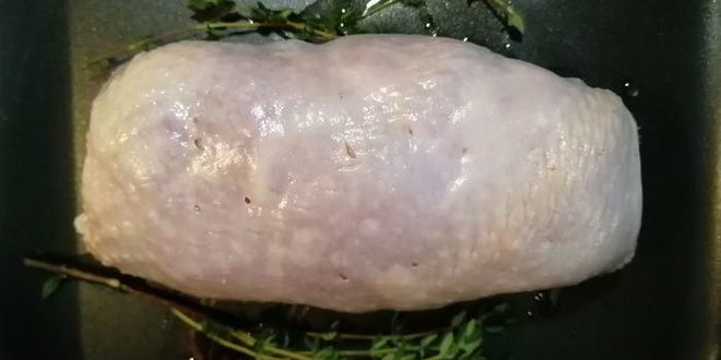 Рецепт рулетиков из куриного филе с начинкой из творожного сыра