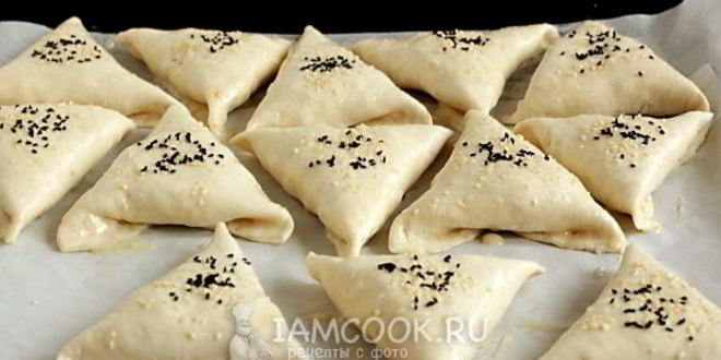 Рецепт самсы с тыквой на готовом слоеном тесте