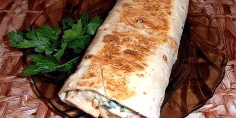 Как приготовить шаурму с колбасой и корейской морковью