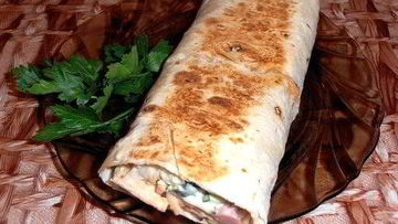 Рецепт Шаурмы с колбасой и корейской морковью